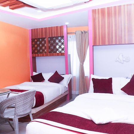 קטמנדו Om Tandoori Hotel מראה חיצוני תמונה