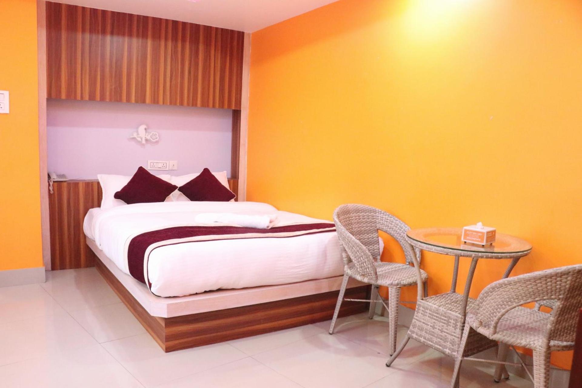 קטמנדו Om Tandoori Hotel מראה חיצוני תמונה